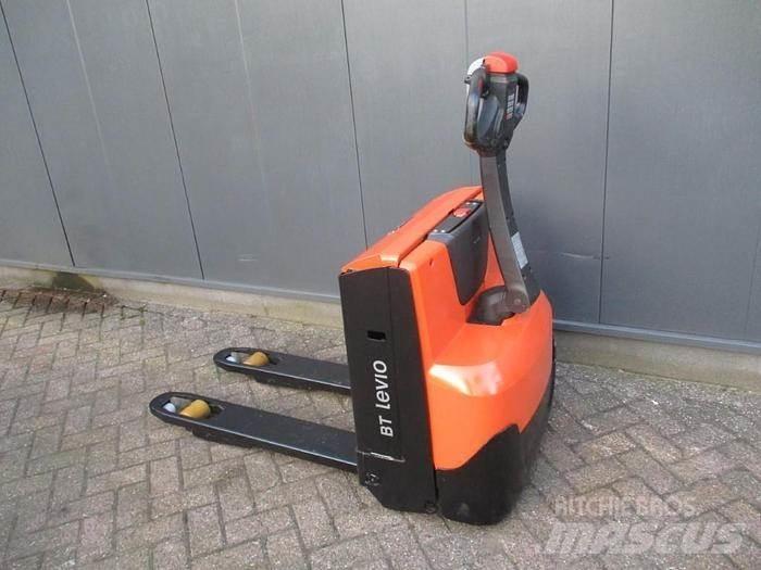 Toyota LWE 140 Zemie palešu pacēlāji