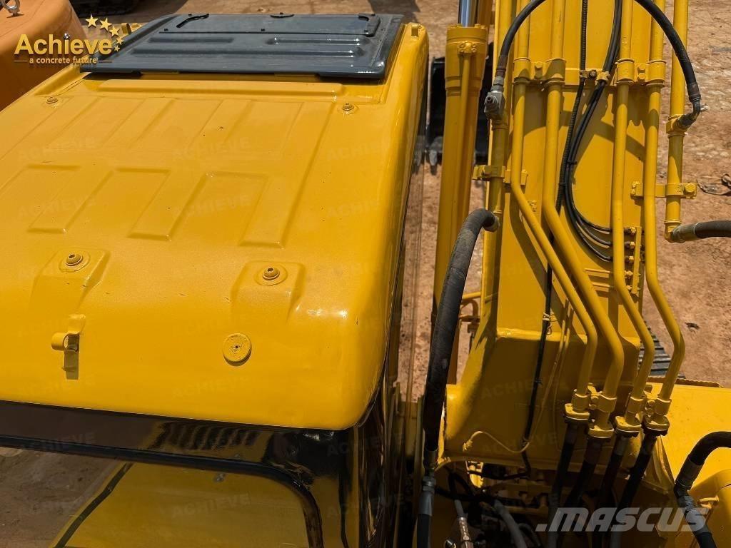 Komatsu PC 220 Kāpurķēžu ekskavatori