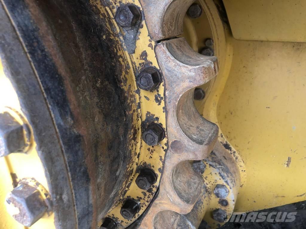 CAT D 6 T LGP Kāpurķēžu buldozeri