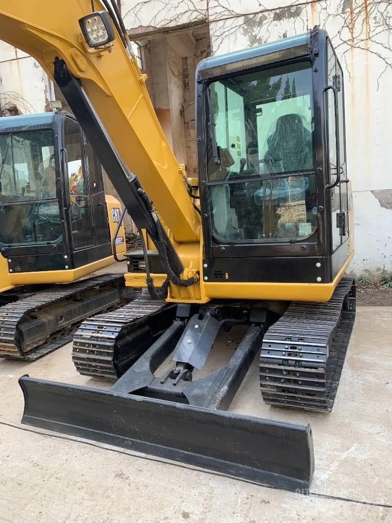 CAT 305.5E2 Kāpurķēžu ekskavatori