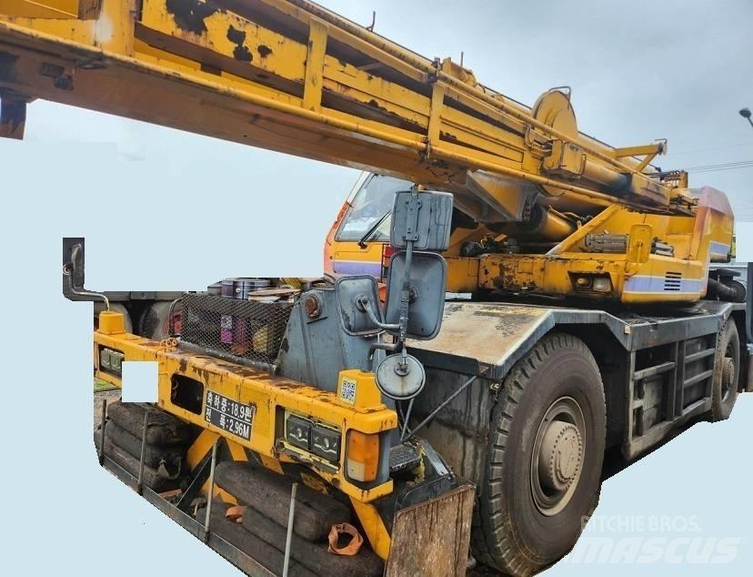 Tadano TR500M-3 Celtņi nelīdzenām virsmām