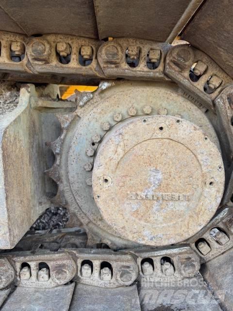 Liebherr 922 Kāpurķēžu ekskavatori