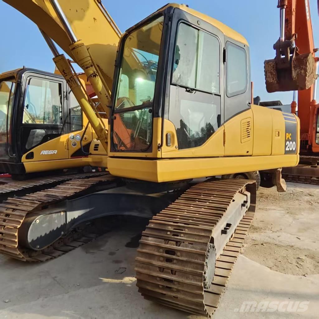 Komatsu PC 200-7 Kāpurķēžu ekskavatori