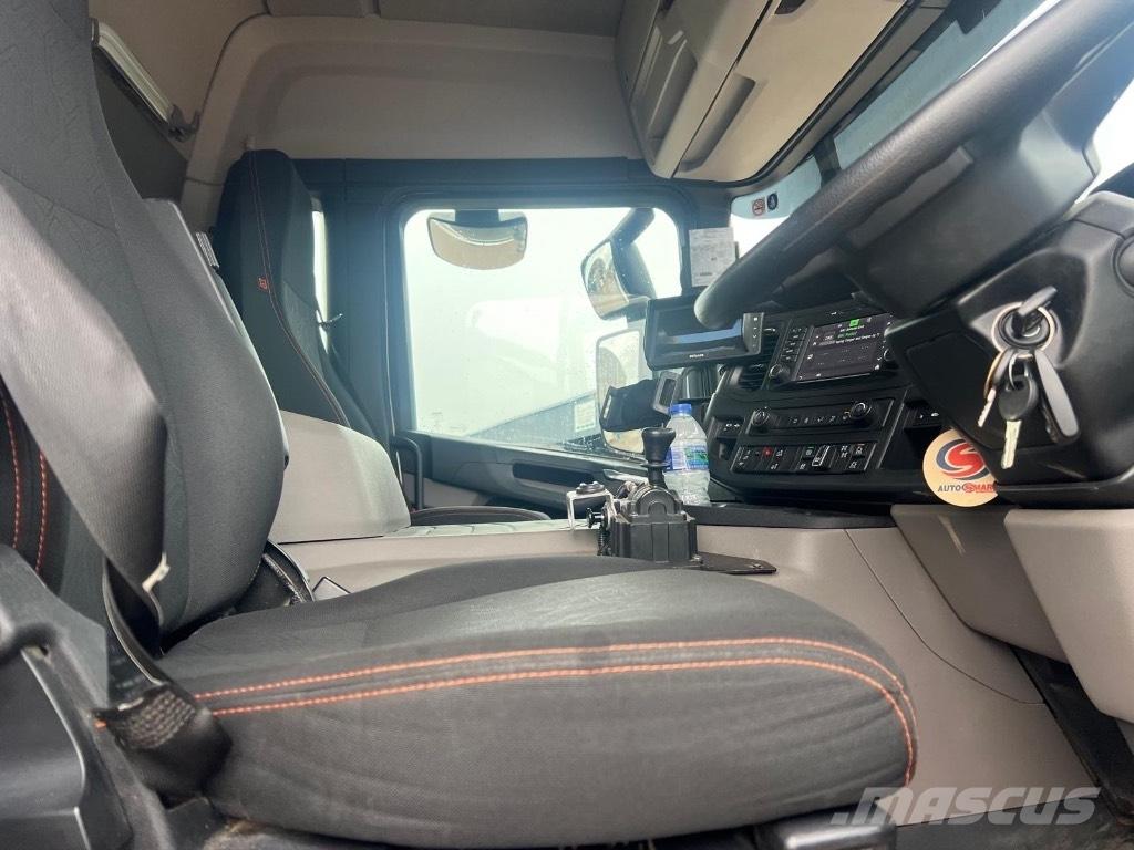 Scania P450 XT Pašizgāzējs