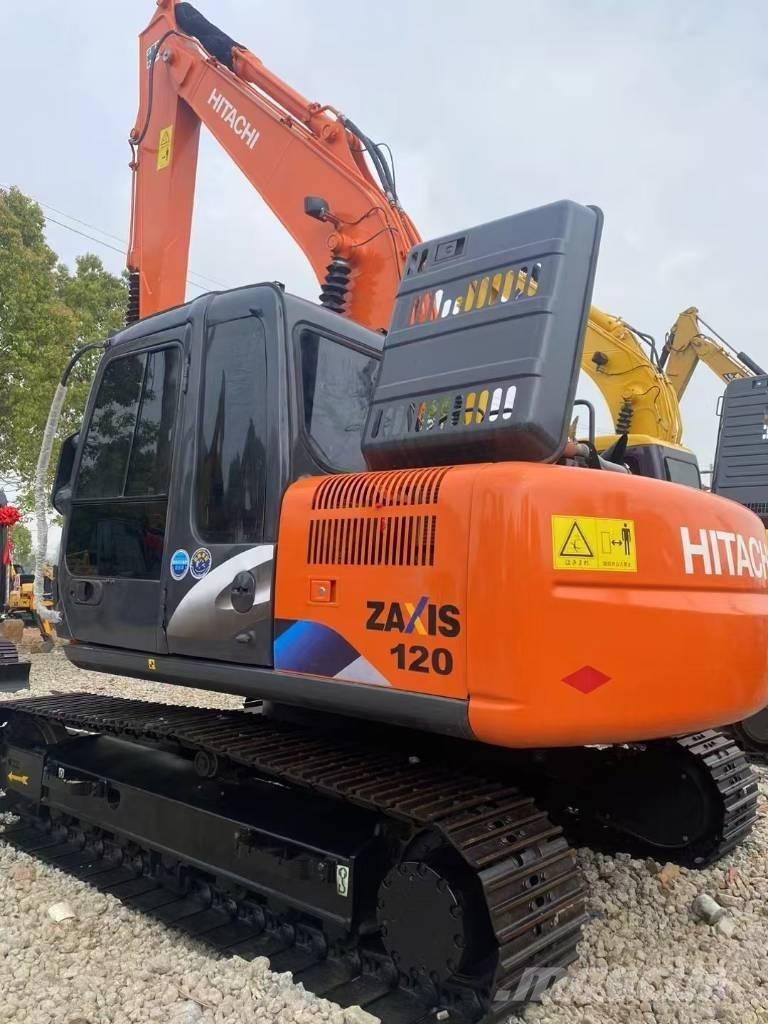 Hitachi 120 Kāpurķēžu ekskavatori