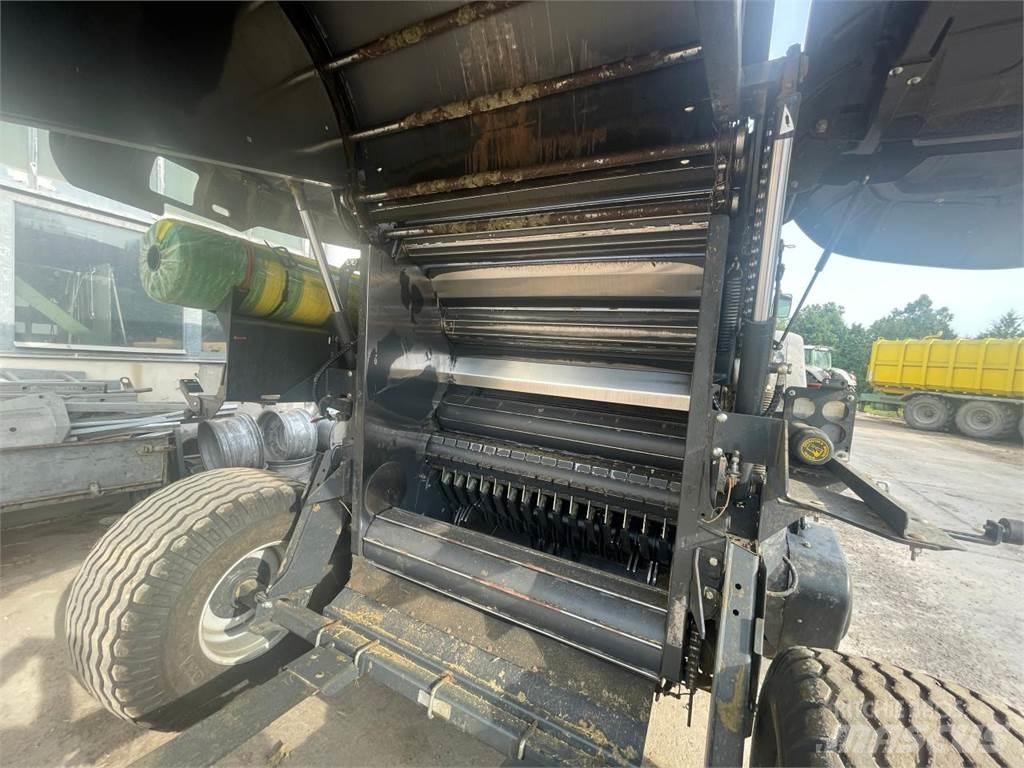 Vicon RF 4225 Rituļu preses
