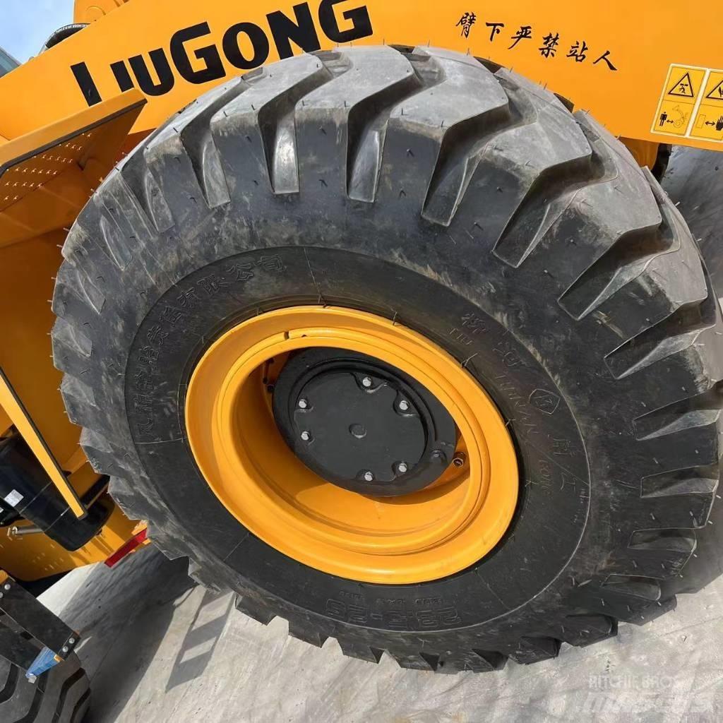 LiuGong 856 Iekrāvēji uz riteņiem
