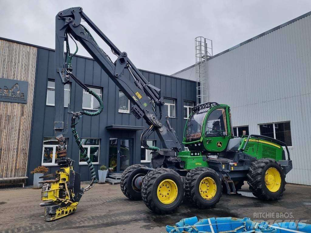 John Deere 1170 G Harvesteri