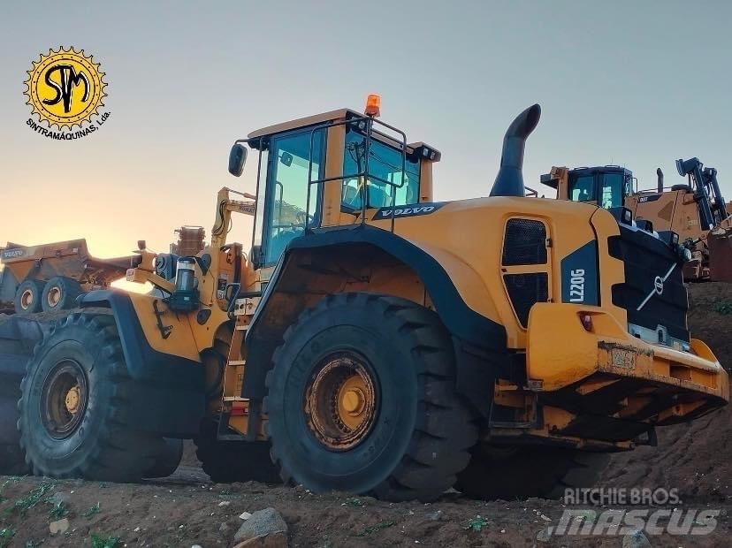 Volvo L 220 G Iekrāvēji uz riteņiem