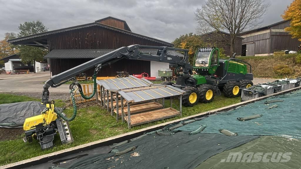 John Deere 1270 G Harvesteri