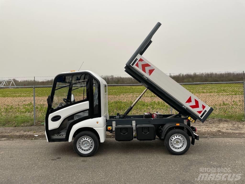  Addax MT15N Kipper Komunālās mašīnas