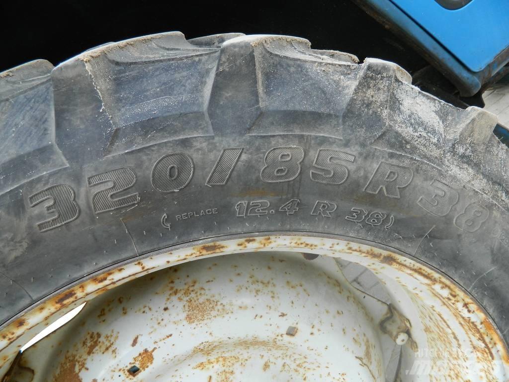 Ford 5600 Traktori