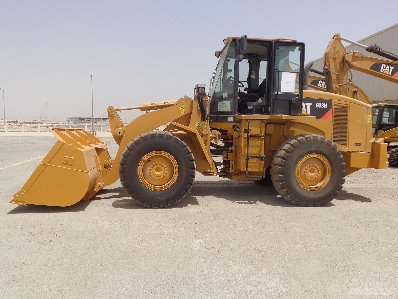 CAT 938H Iekrāvēji uz riteņiem
