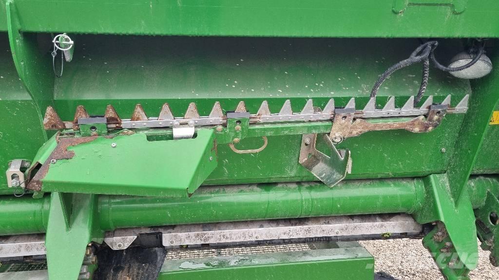 John Deere T670i Ražas novākšanas kombaini