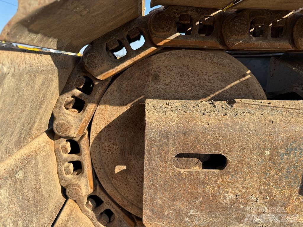 Komatsu PC 138 Kāpurķēžu ekskavatori