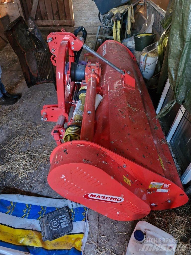 Maschio NY l250 Pļaujmašīnas/pašgājēji