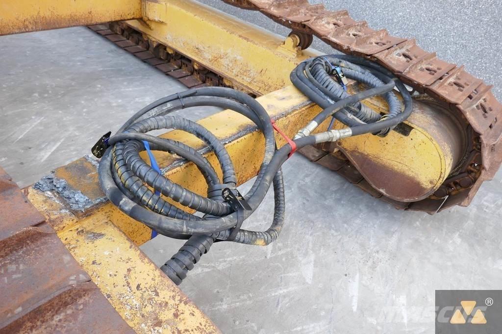 Delta Track set Šasija un piekare