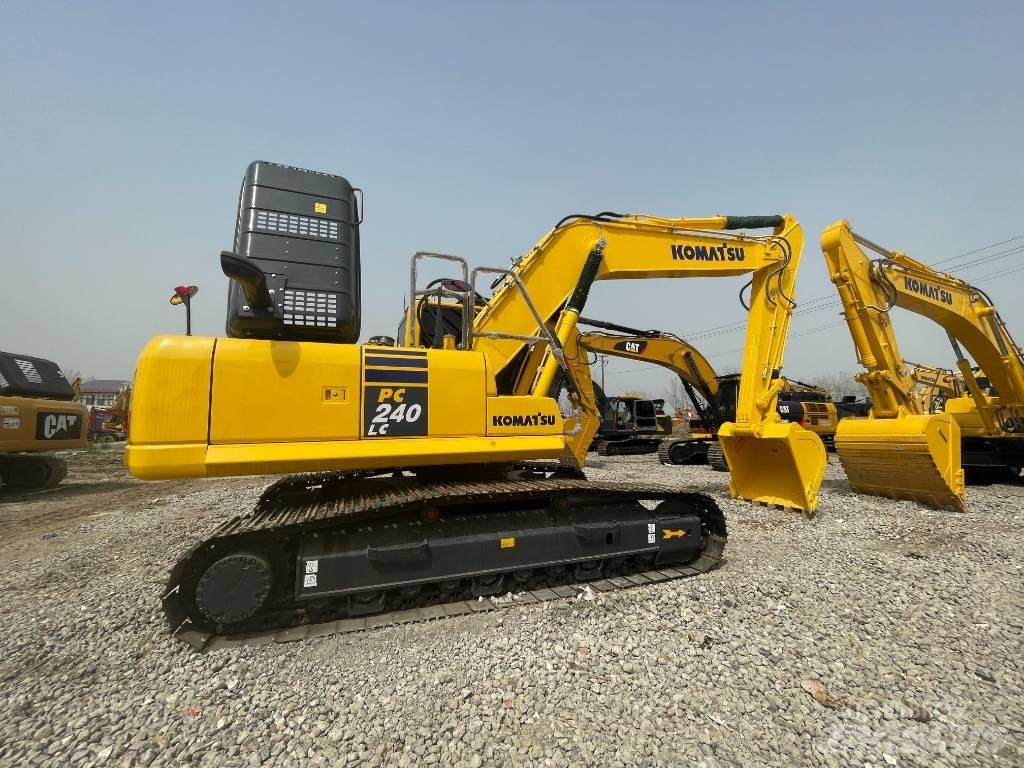 Komatsu PC 240 Kāpurķēžu ekskavatori