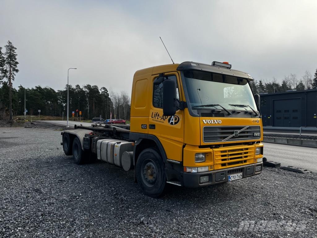 Volvo FM 12 420 Treileri ar āķi
