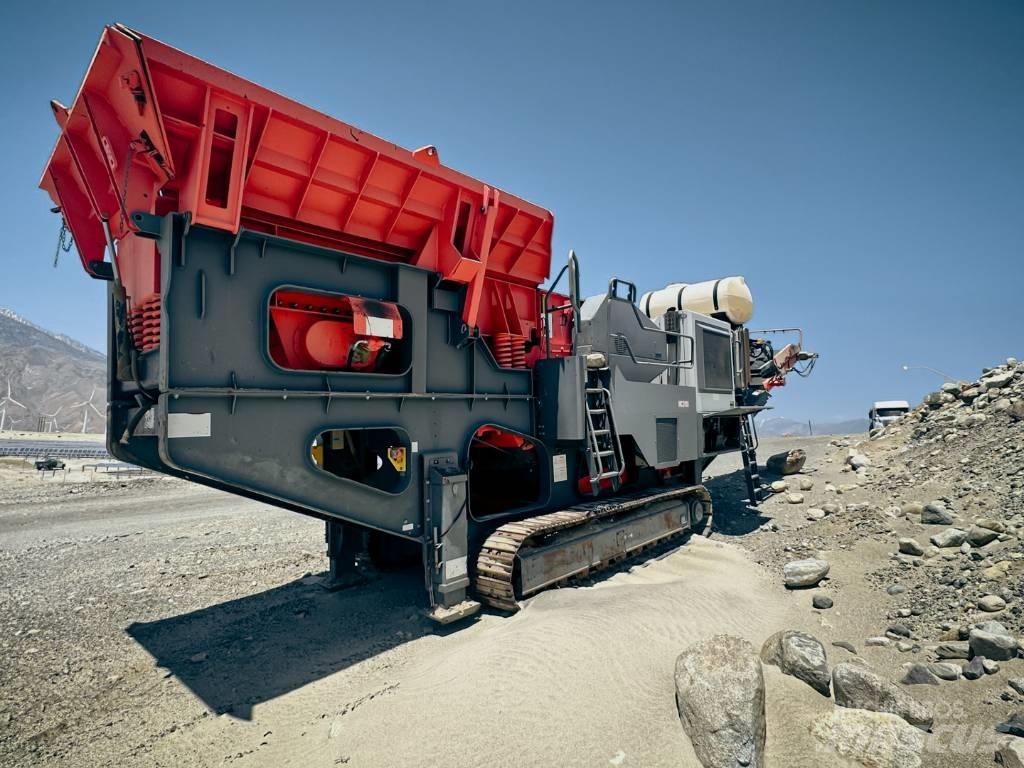 Sandvik QJ 341 Drupinātāji