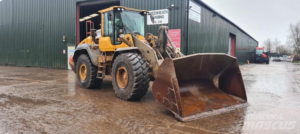 Volvo L 120 H Iekrāvēji uz riteņiem