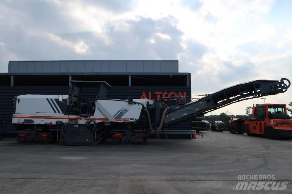 Wirtgen W 250 Asfalta dzesēšanas iekārtas
