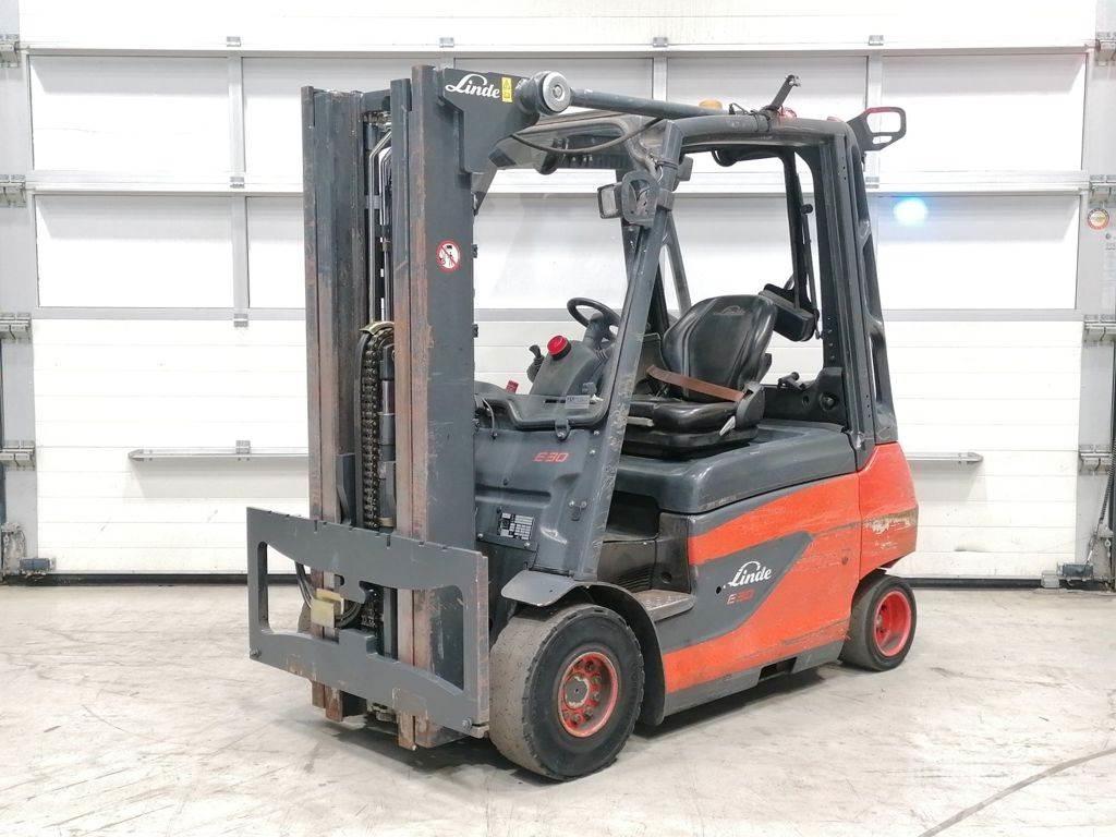 Linde E30-01 Elektriskie iekrāvēji