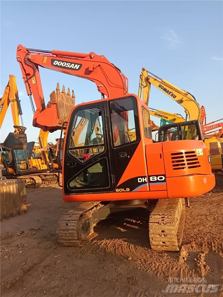 Doosan DH80G Kāpurķēžu ekskavatori