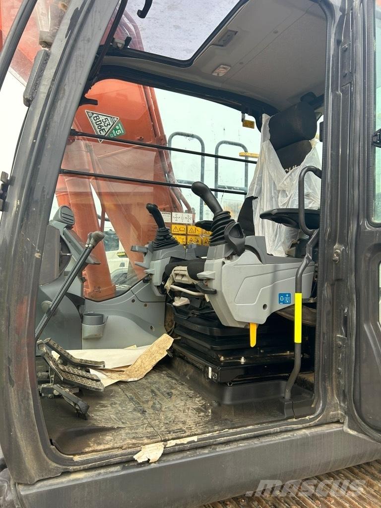 Hitachi ZX130 LCN-7 Kāpurķēžu ekskavatori