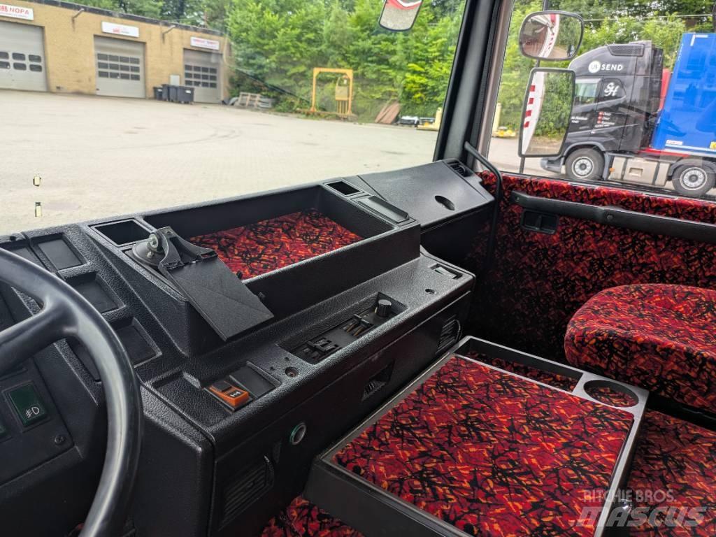Volvo F 10 Platformas/izkraušana no sāniem