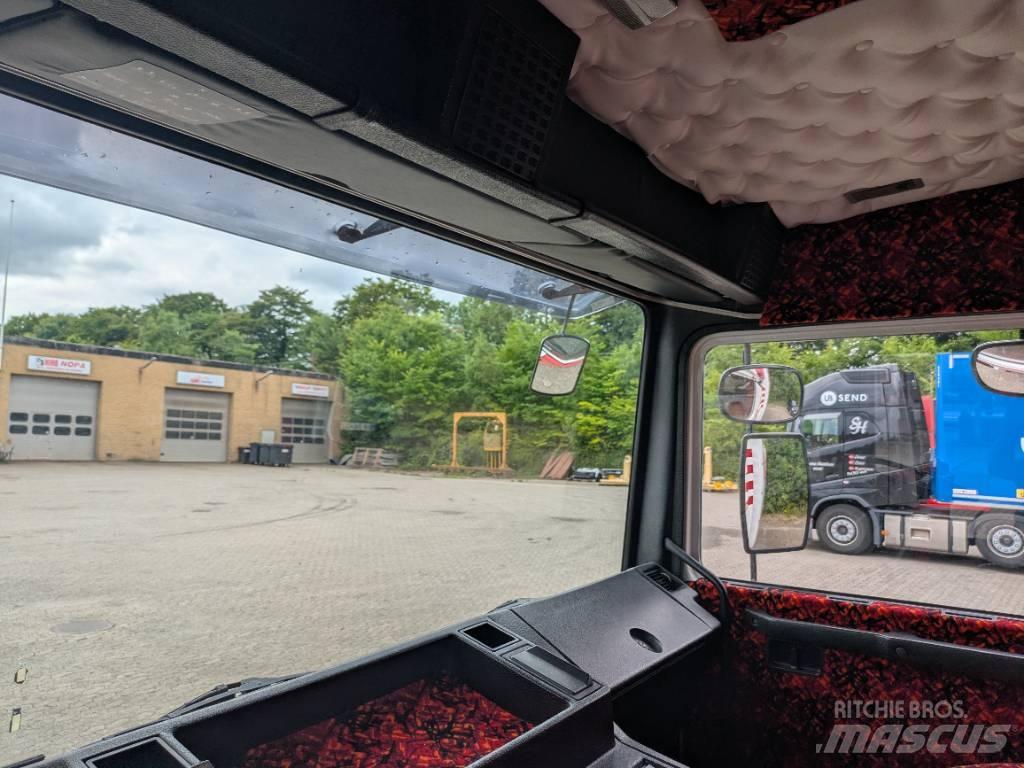 Volvo F 10 Platformas/izkraušana no sāniem