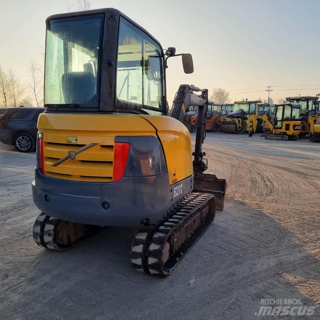Volvo EC 27 C Mini ekskavatori < 7 t