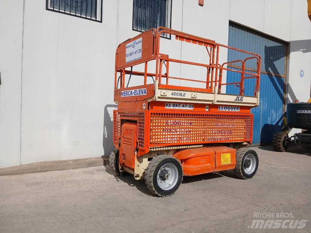 JLG 4069 LE Šķerveida pacēlāji
