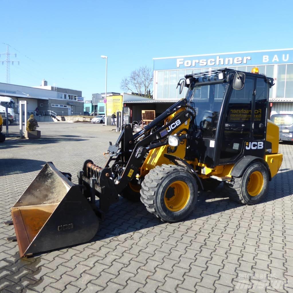 JCB 403 plus Iekrāvēji uz riteņiem