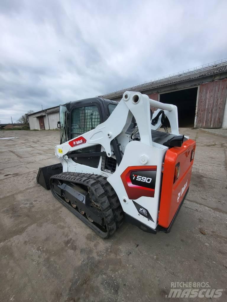 Bobcat T 590 Lietoti riteņu kompaktiekrāvēji