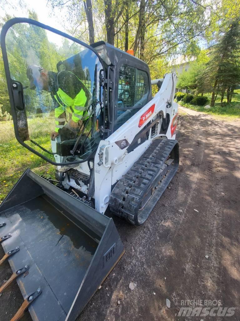 Bobcat T 590 Lietoti riteņu kompaktiekrāvēji
