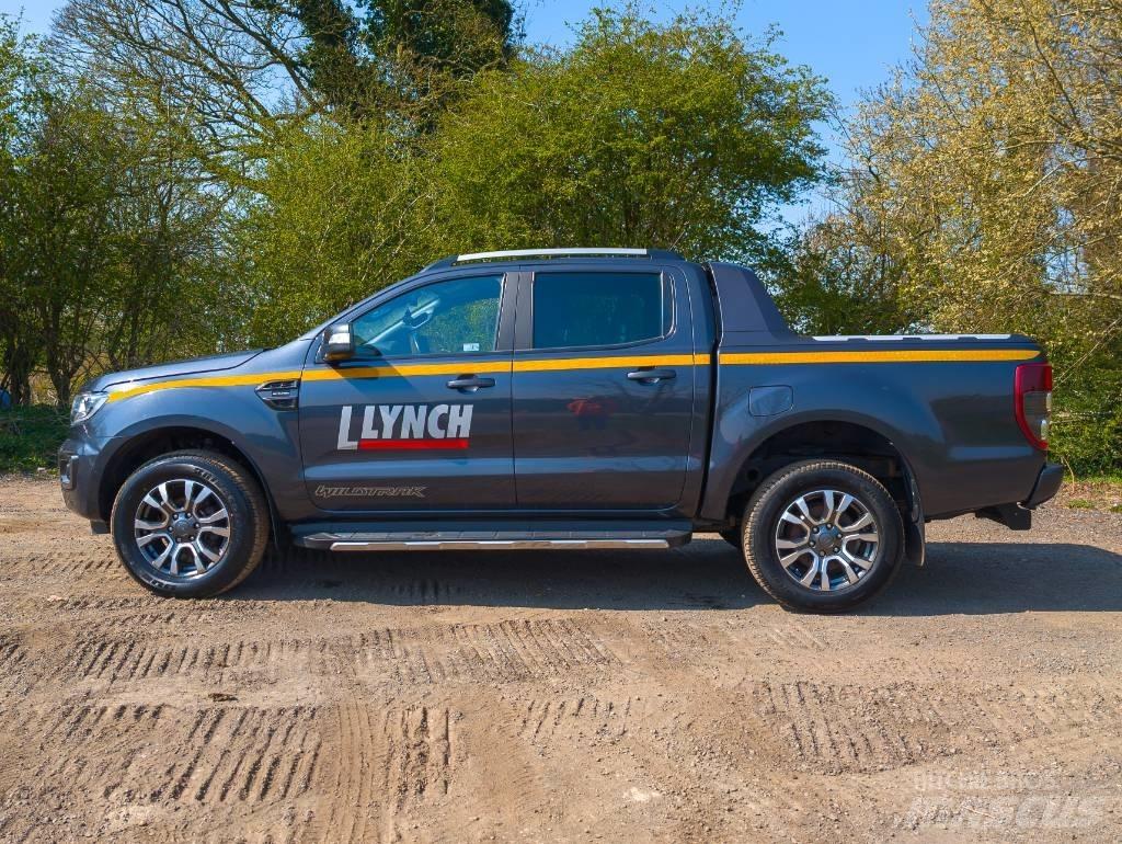 Ford Ranger Vieglais kravas automobilis/izkraušana no sāniem