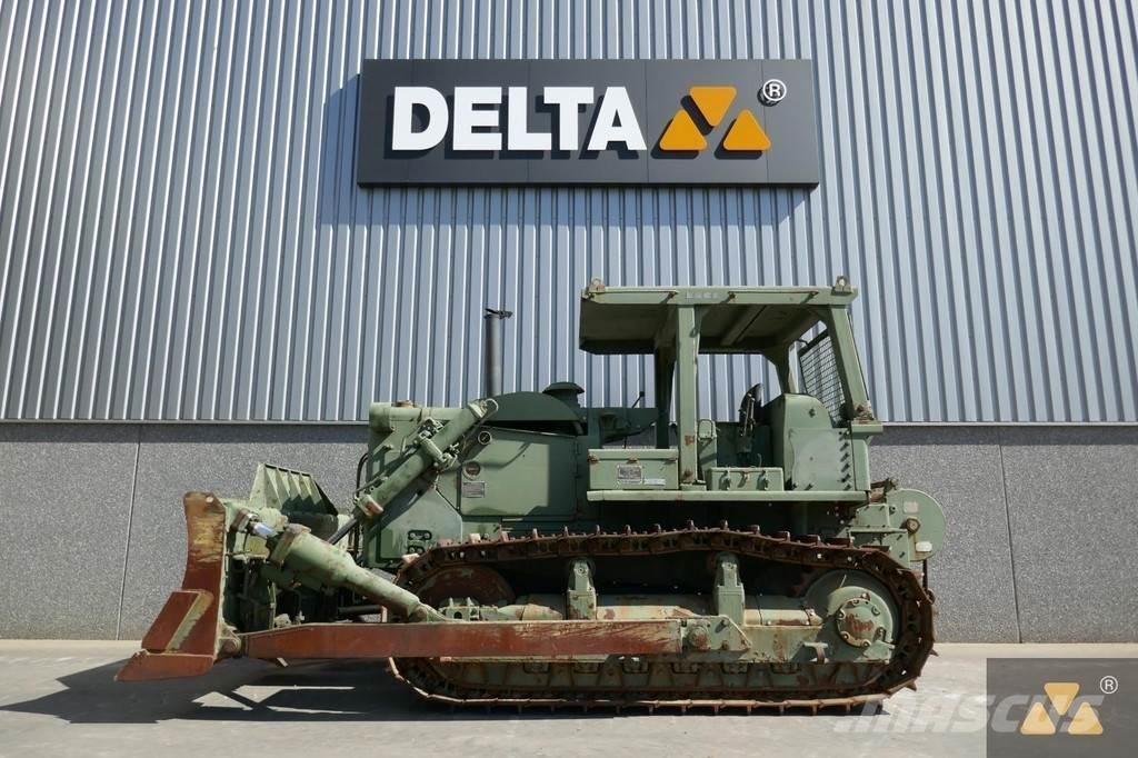 CAT D7F Ex-army Kāpurķēžu buldozeri