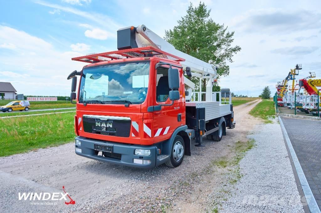 Ruthmann T 300 Pacēlāji uz automašīnas bāzes