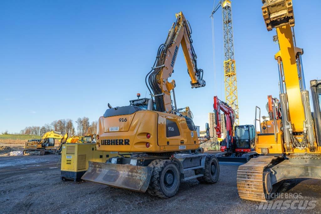 Liebherr A 916 Ekskavatori uz riteņiem