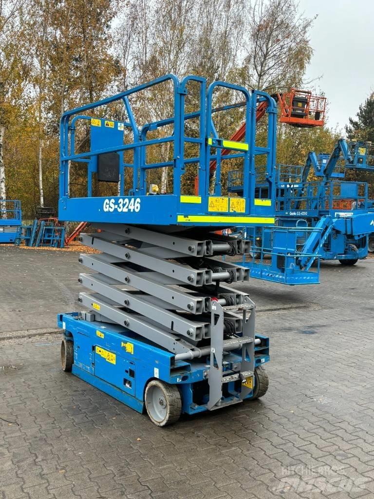 Genie GS 3246 Šķerveida pacēlāji