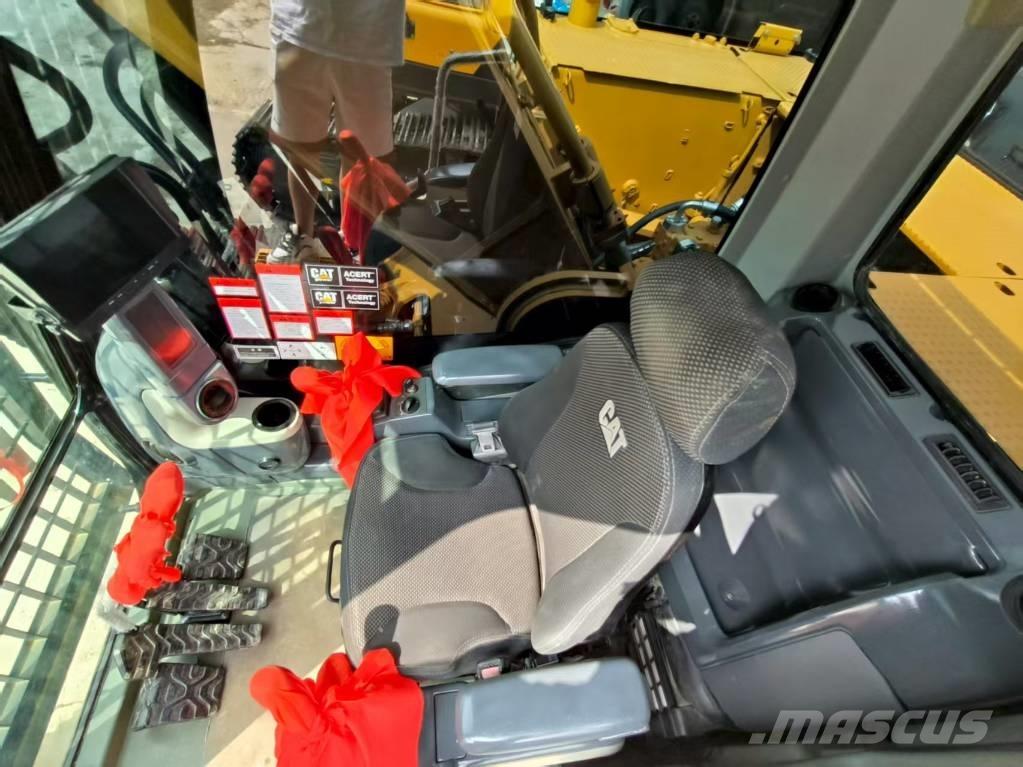 CAT 340 D L Kāpurķēžu ekskavatori