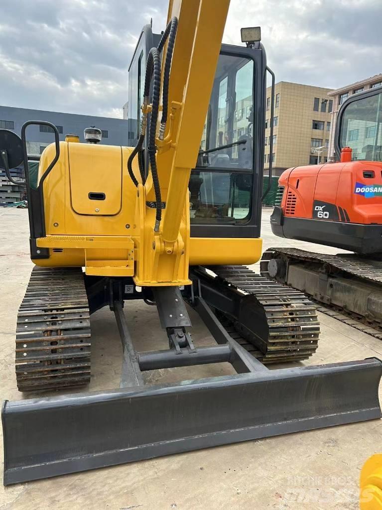 Komatsu PC 56 Mini ekskavatori < 7 t