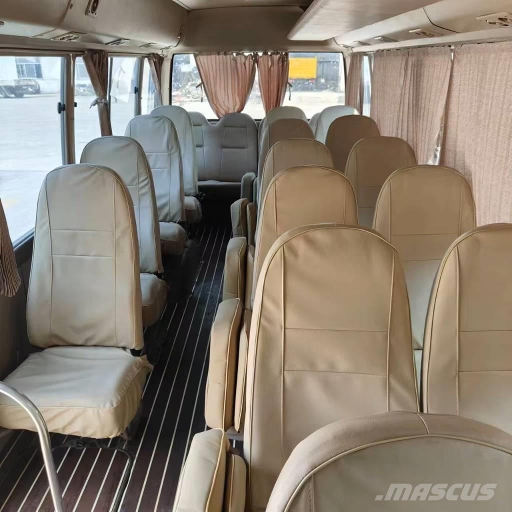 Toyota Coaster Bus Mikroautobusi