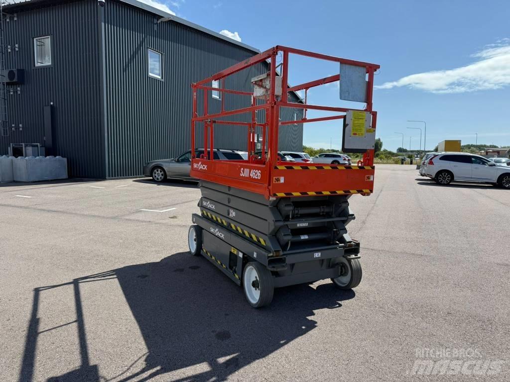 SkyJack SJ 4626 Šķerveida pacēlāji