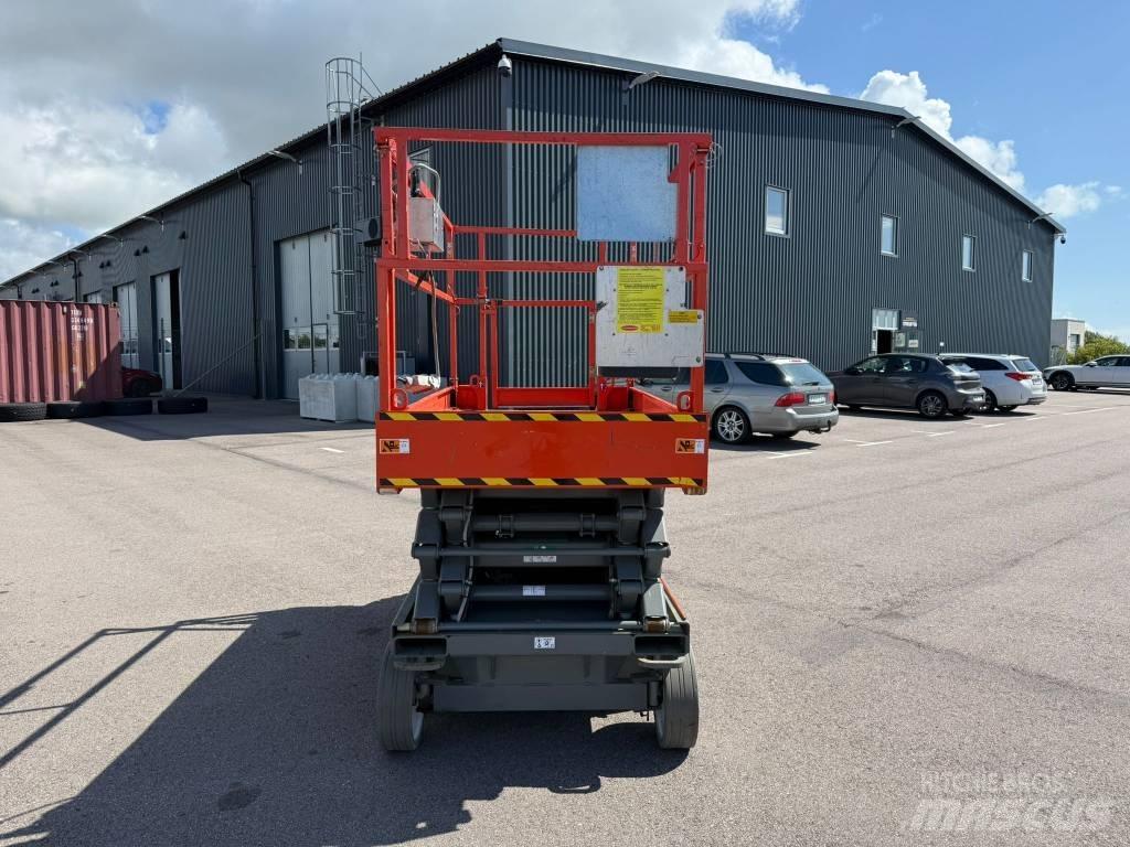 SkyJack SJ 4626 Šķerveida pacēlāji