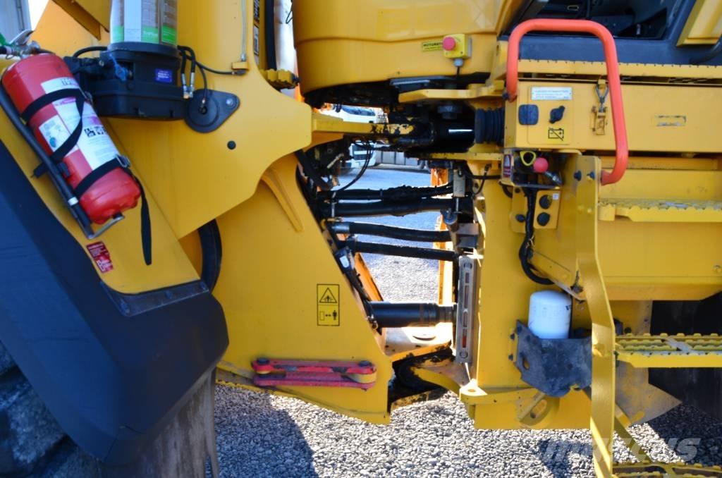 Volvo Penta L180G Iekrāvēji uz riteņiem