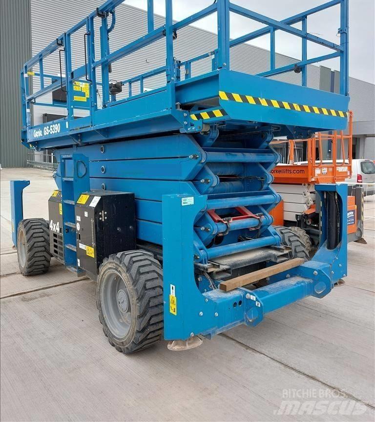 Genie GS 5390 RT Šķerveida pacēlāji