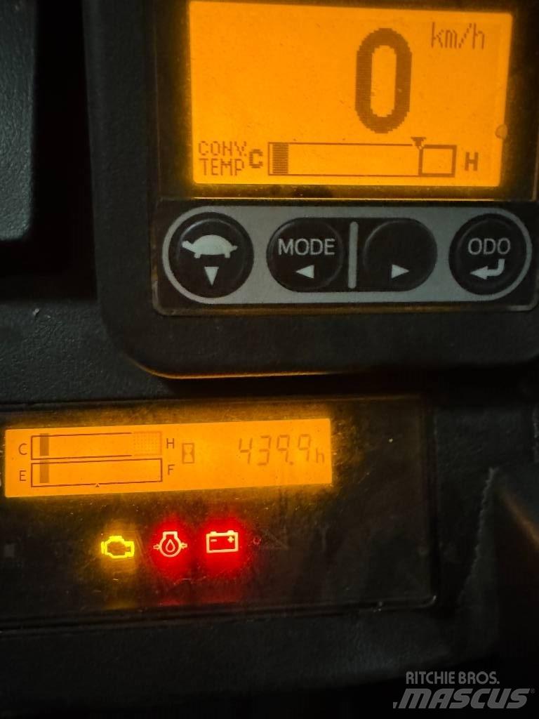 Toyota truck 8FD40N Tehnika ar dīzeļa dzinēju