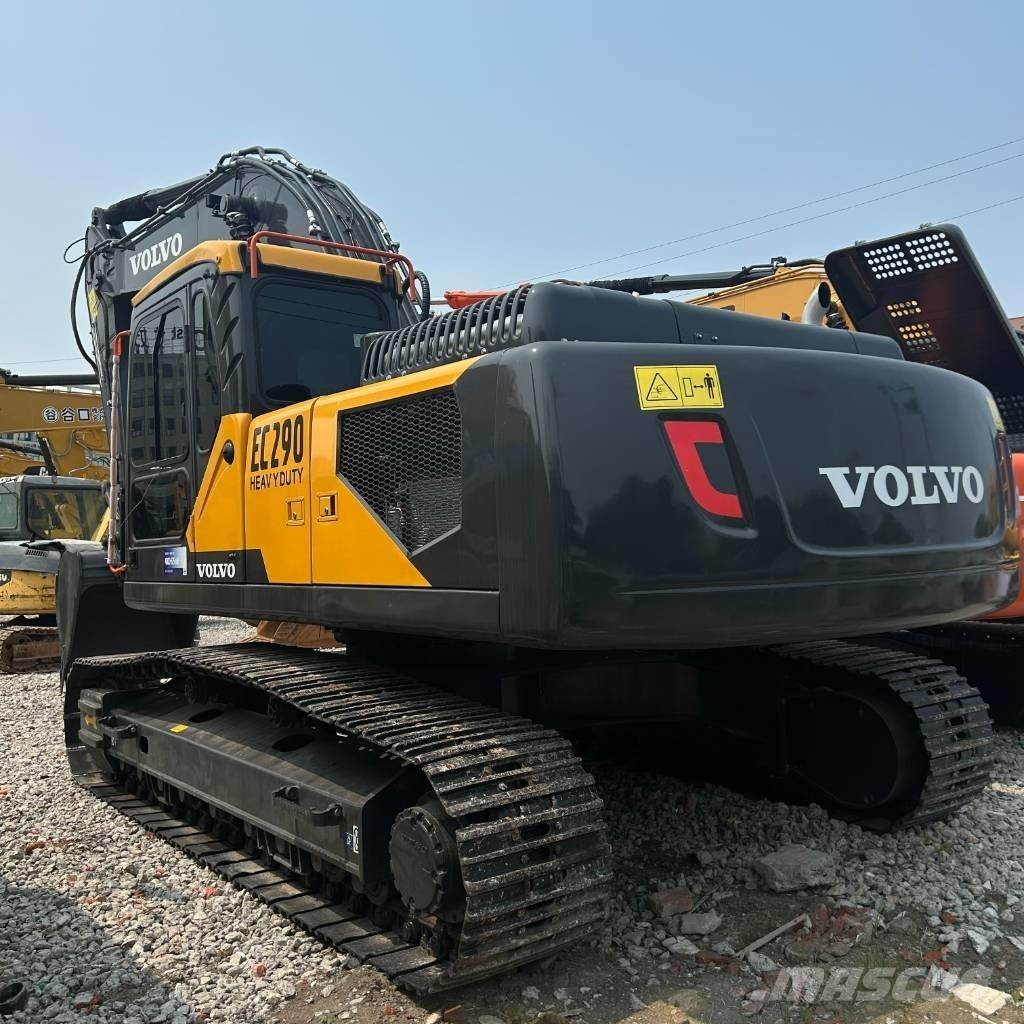 Volvo 290 Kāpurķēžu ekskavatori